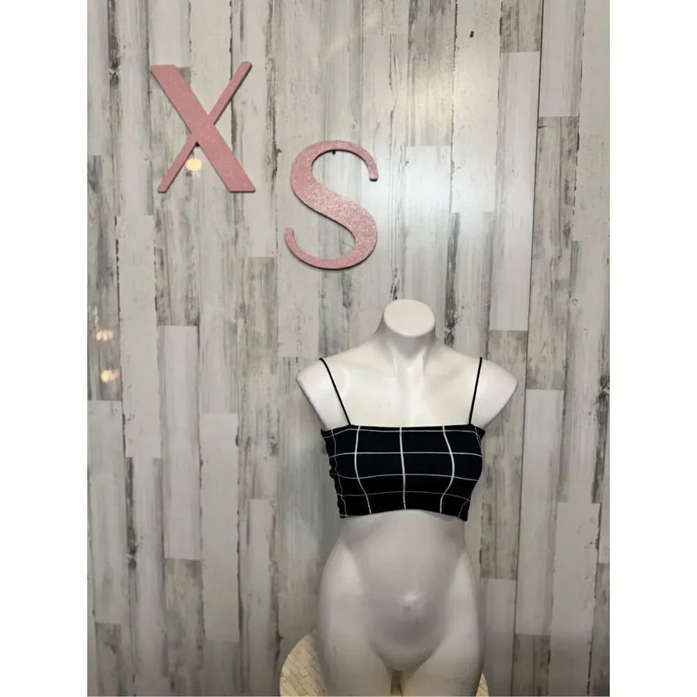 Black stripped top